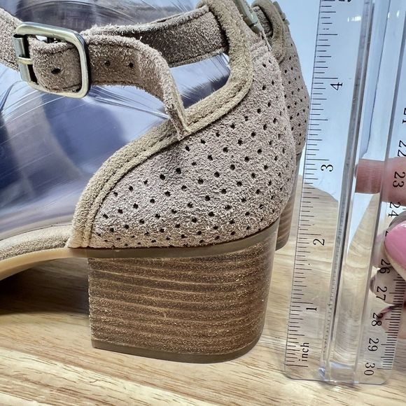 Koolaburra By UGG Shoes Tan Ashlyn Perforated Suede Heeled Sandal Size 10 - Picture 6 of 11